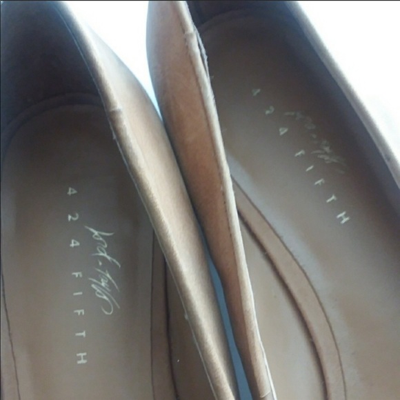 Lord & Taylor Tassel Loafers 8.5 - Picture 5 of 8